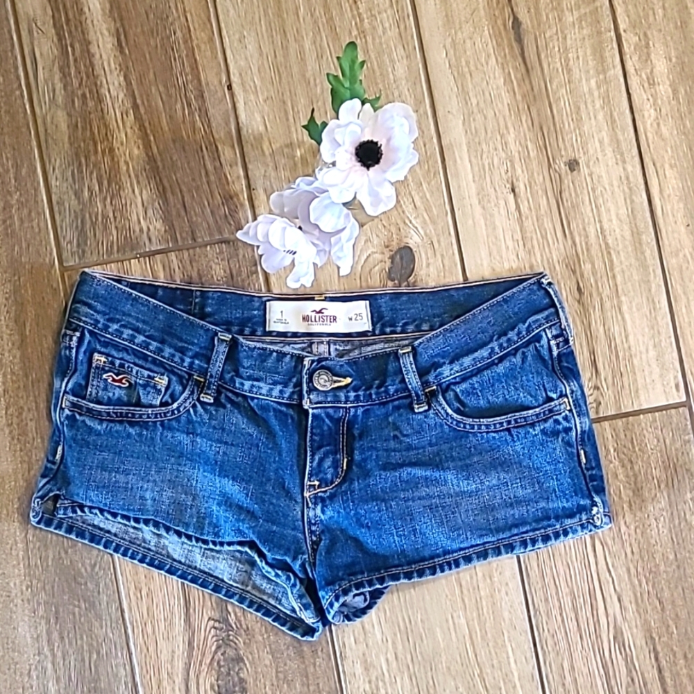 Hollister Jean Shorts 1 - Picture 1 of 6